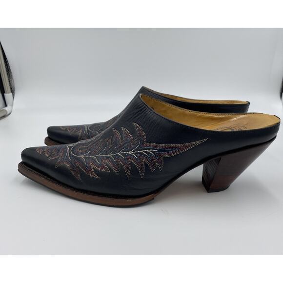 Black Embroidered Pointed-Toe Mule Heels - Picture 2 of 8